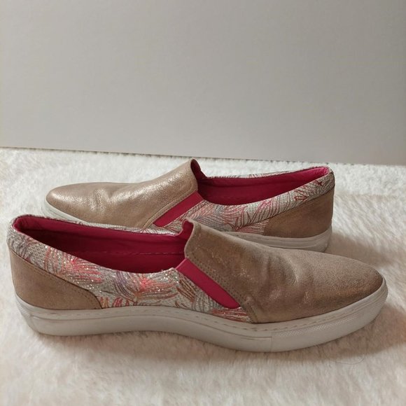 Chanii B. Zliks Gold Metallic Slip-On Sneakers - Size US 8 (Euro 39) - Picture 3 of 8